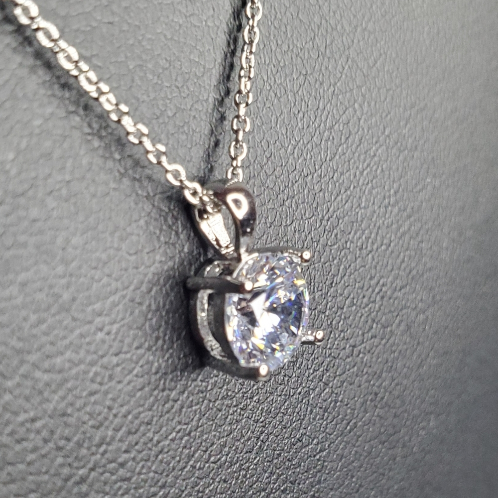 Chain & Pendant - 1.50ct CZ - Picture 2 of 5